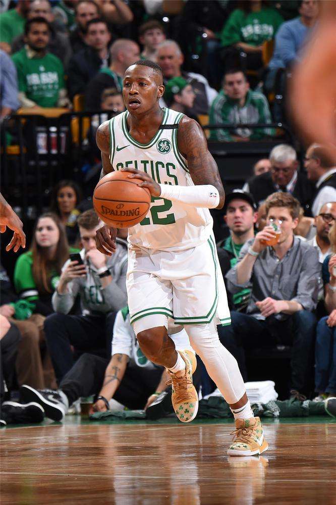 显然未能构 显然未能构